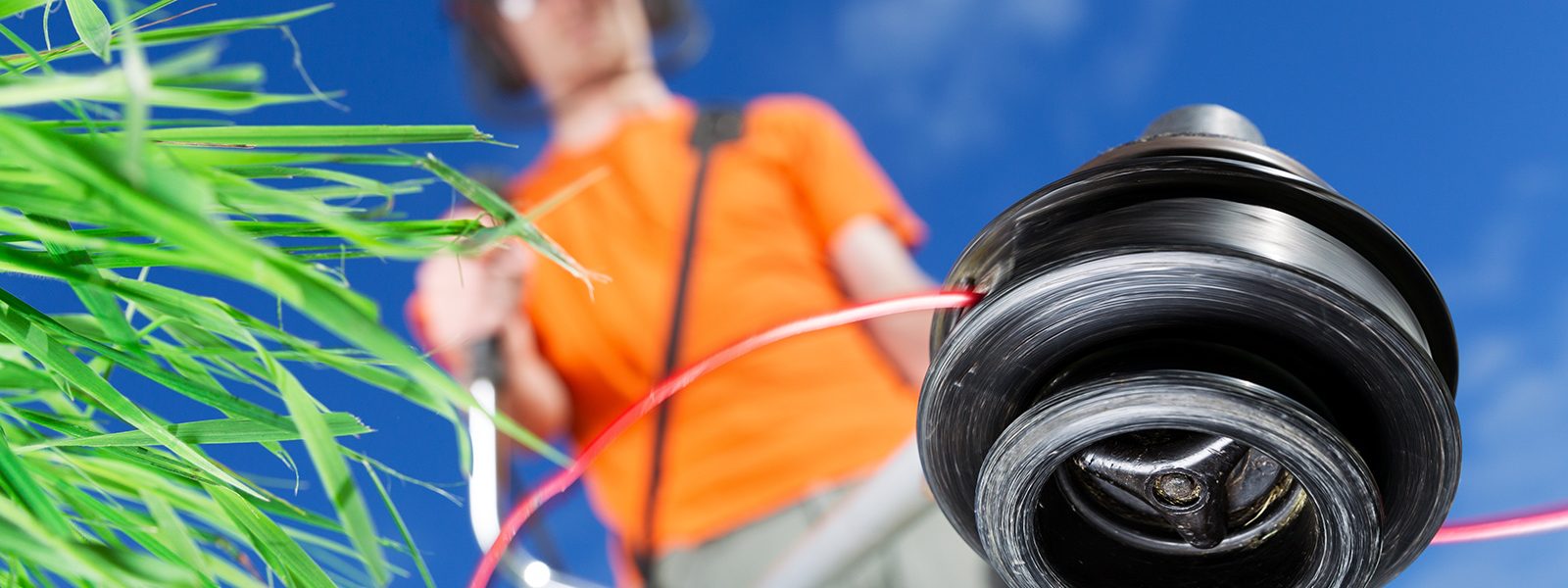 Safe Grass Cutting With Strimmers & Push Pull Mowers